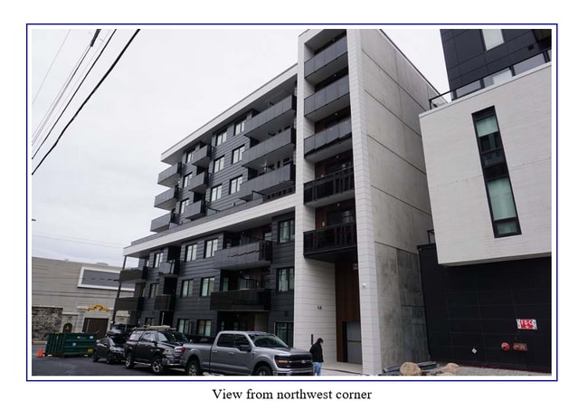 Photo - 2828 Gottingen St Unit 2