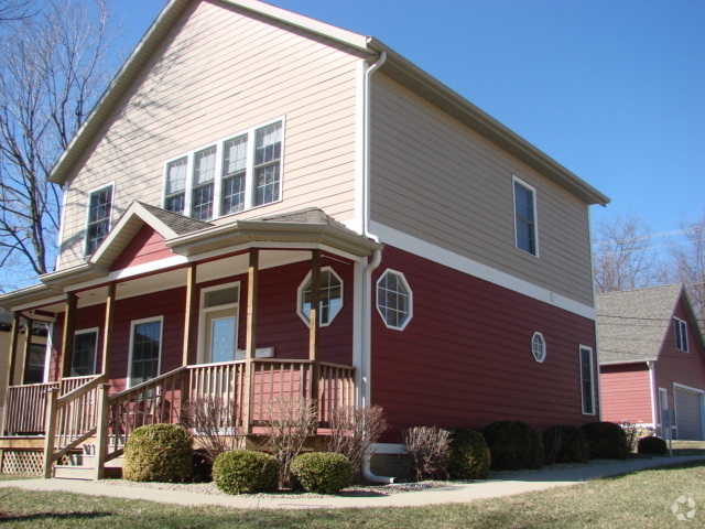 Building Photo - 614 W Kirkwood Ave Rental