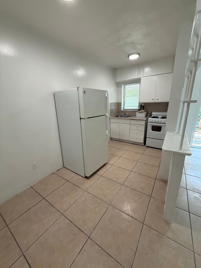 Photo - 1901 SE 1st Ave