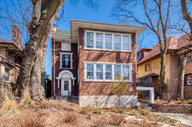Photo - 4637 N Dover St Condo Unit 1N