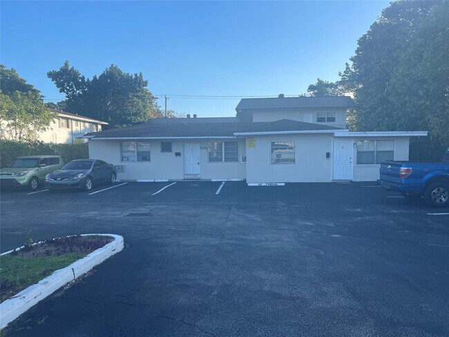 Photo - 2622 Johnson St