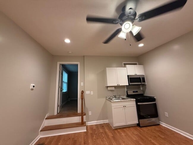 Photo - CHARMING COTTAGE IN NORMALTOWN AVAILABLE A...