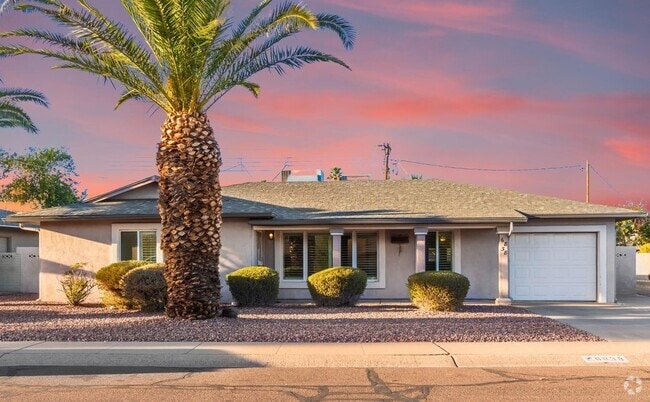 Building Photo - 6838 E Almeria Rd Rental