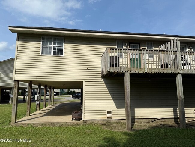 Photo - 102 Derwent Ct