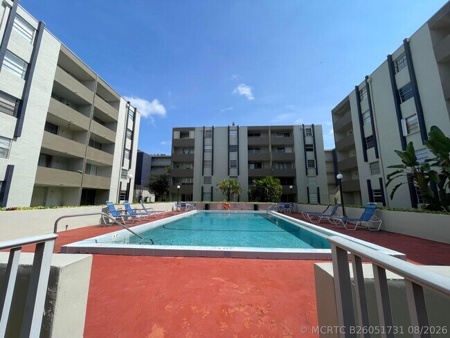 10000 NW 80th Ct Unit 2534