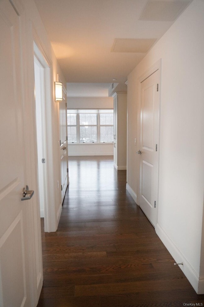 Photo - 10 Byron Pl Unit 601