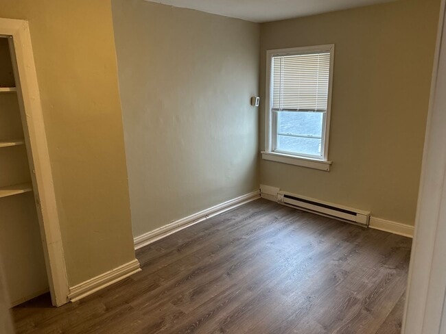 Photo - 512 W Orange St Unit #2