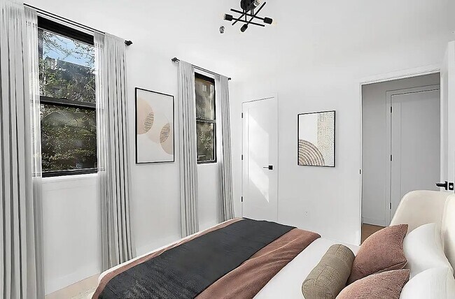 Photo - 153 Rivington St Unit 1