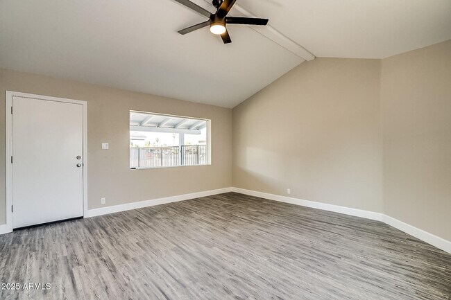 Photo - 211 S Doran Unit 211