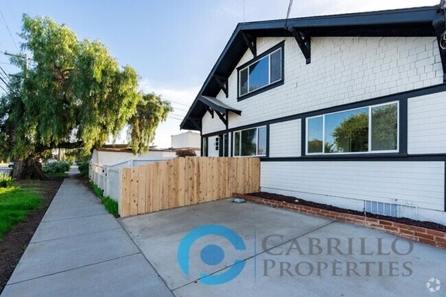 Building Photo - 138 5th Ave Unit E Rental