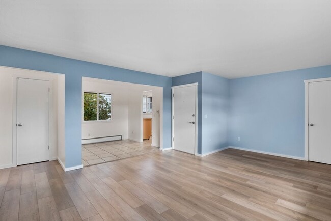 Photo - Valley Condominium for Rent! Unit 250 N Raymond  A-7