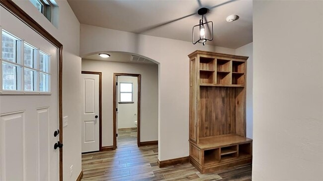 Photo - 4220 Royal Garden Dr