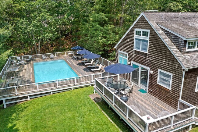 Photo - 12 Lantern Ln