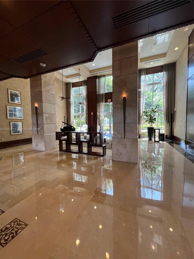 Photo - 19501 W Country Club Dr Unit 210