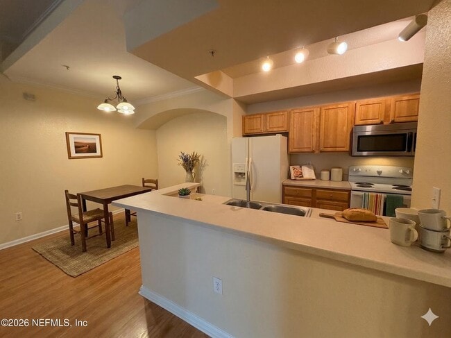 Photo - 10075 Gate Pkwy Unit 2012