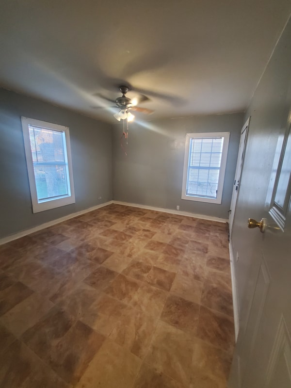 Photo - 463 Linares St