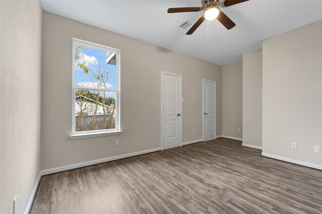 Photo - 21 Latham St