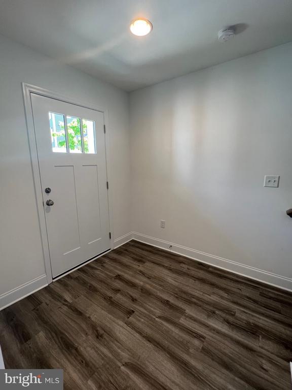 1412 Market House Ln