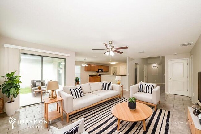 Photo - 652 Chatham Walk Dr