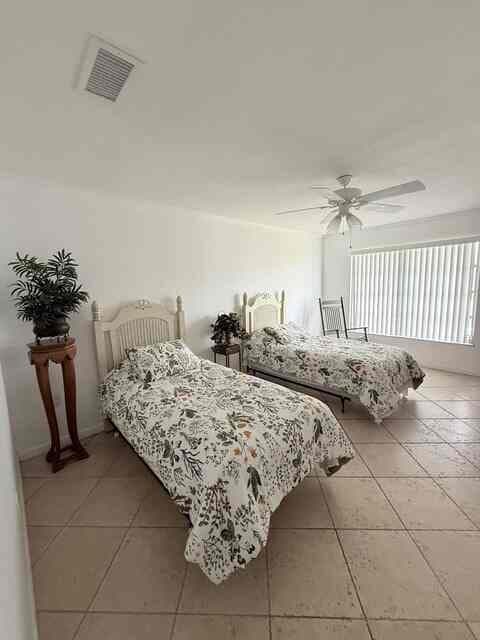 Photo - 424 Bellini Cir