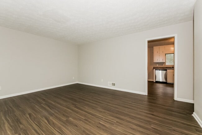 Photo - 71 Inverness Dr