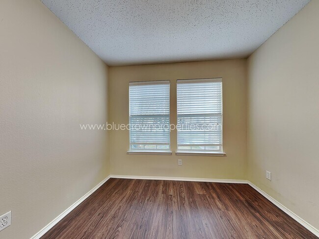 Photo - 1140 Single Tree Dr