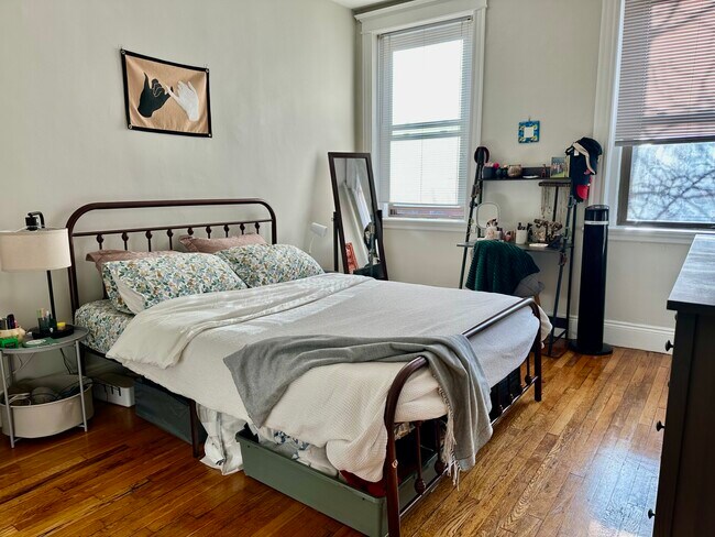 Photo - 2 Ayr Rd Unit 4