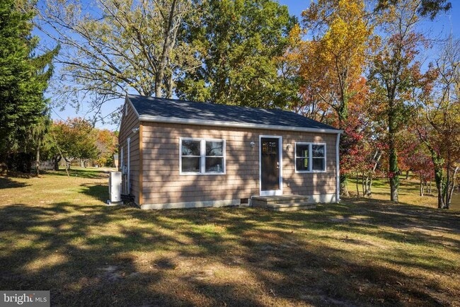 Photo - 11003 Bowerman Rd