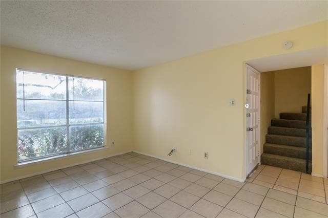 Photo - 439 Valley Park Dr