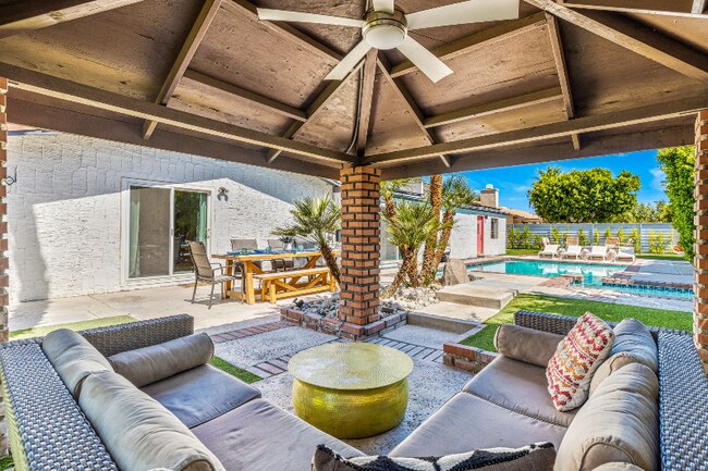 Photo - 2950 N Bahada Rd House