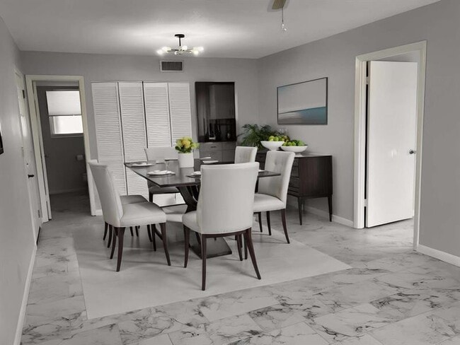 Photo - 317 Lake Evelyn Dr