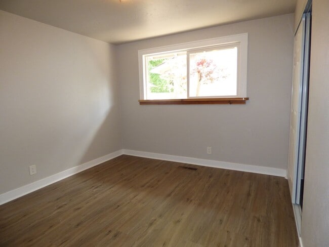 Photo - 2 bed 1 bath Home in Southeast Salem
