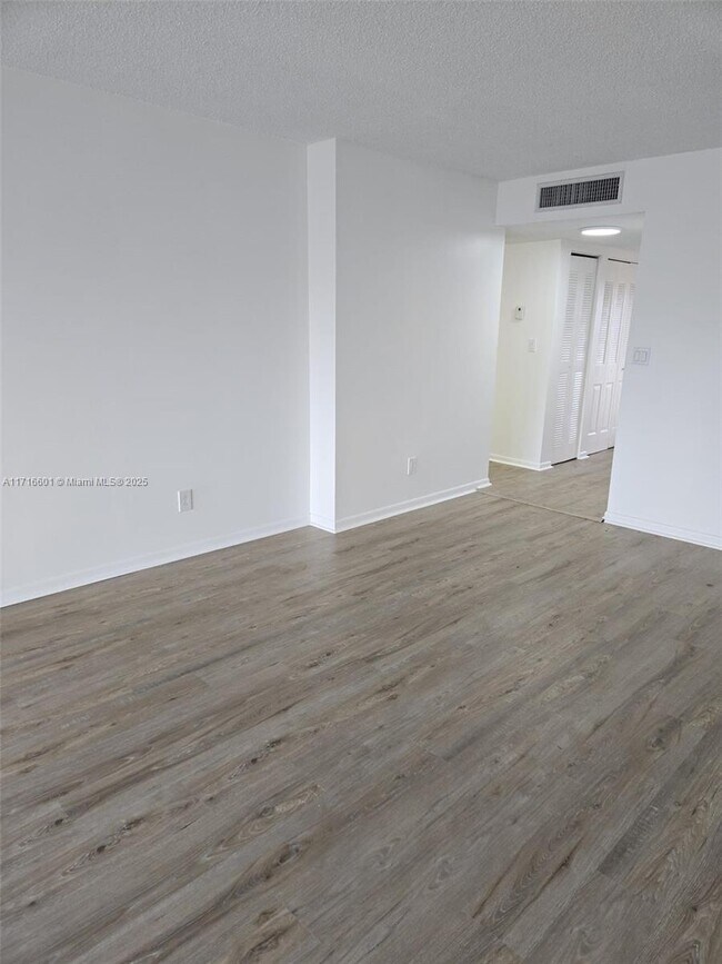 Photo - 5860 NW 64th Ave Unit 311