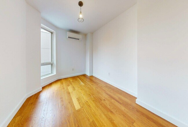 Photo - Myrtle Avenue Unit 2B
