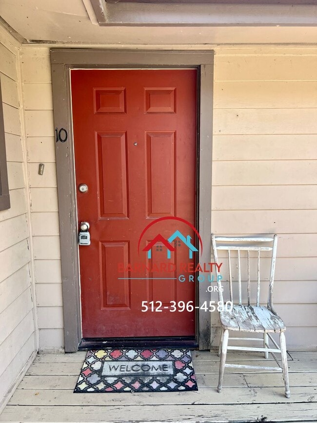 Photo - 402 N Fredericksburg St Unit #10