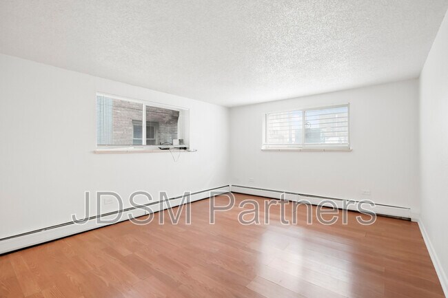 Photo - 1415 N Pearl St