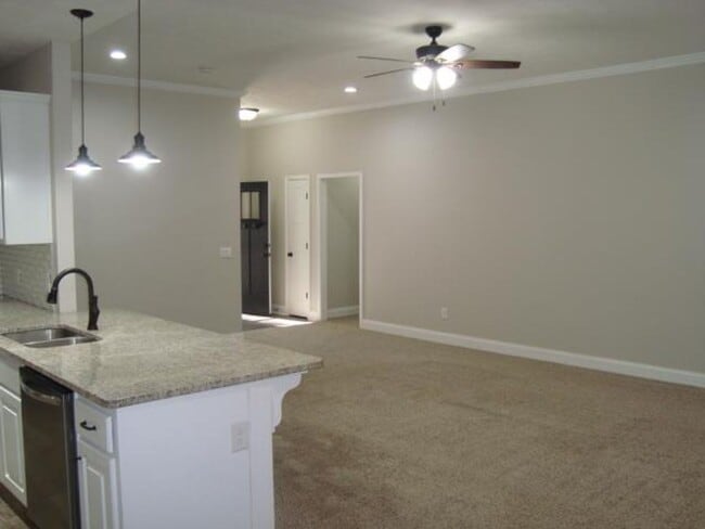 Photo - Home in Phenix City available to rent 10/2...