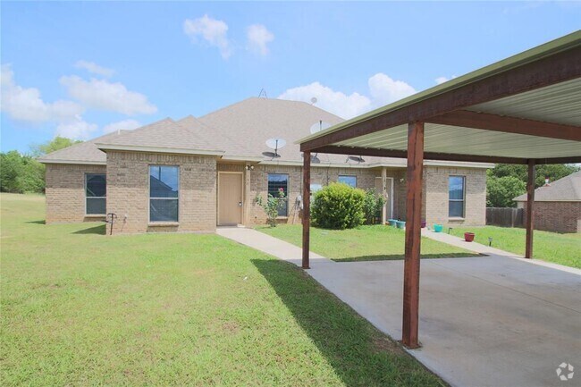 Building Photo - 128 Lindas Creek Ln Rental