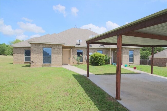 Photo - 128 Lindas Creek Ln Rental