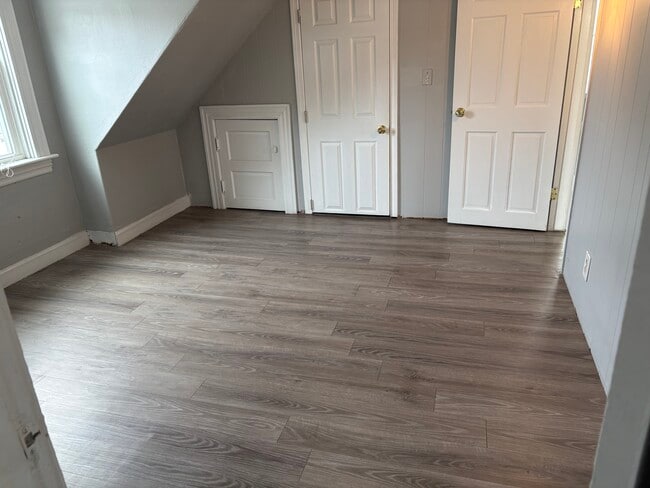 bedroom - 19 North Ave Unit 1