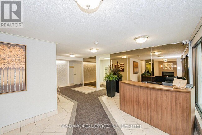 Photo - 18 Knightsbridge Rd Unit 304