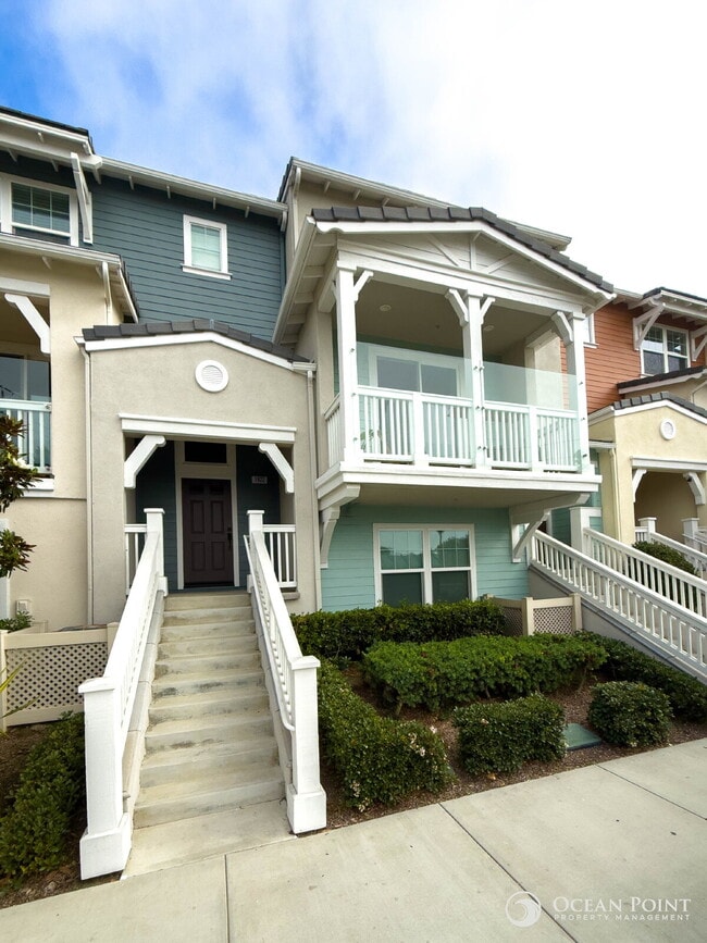 Building Photo - 3 Bedroom Condo for Rent in Oxnard by the ...