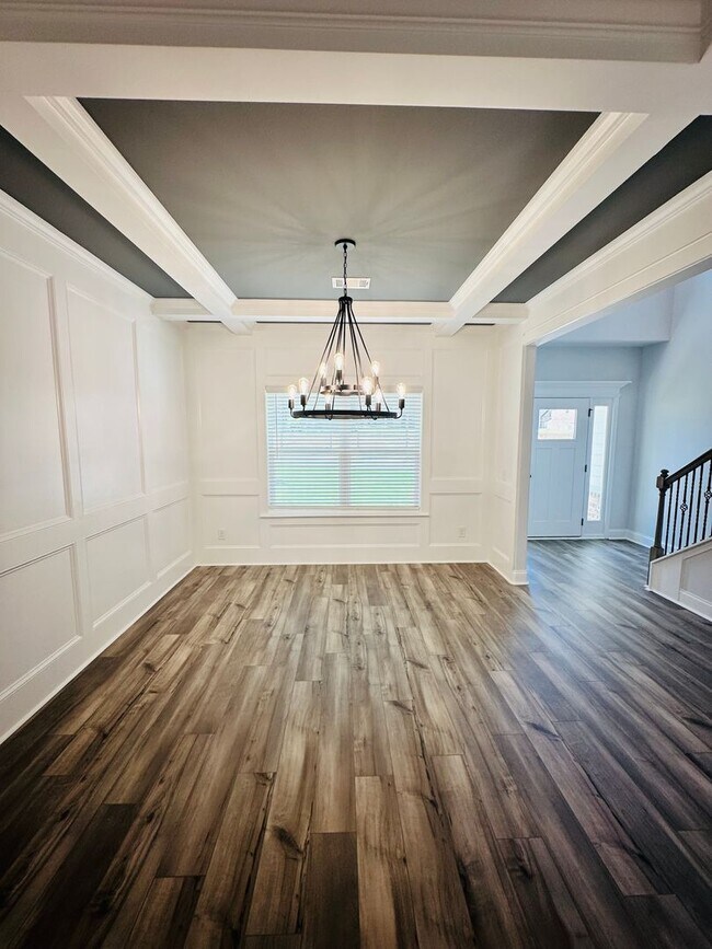 Photo - 718 Lindsey Brook Tr