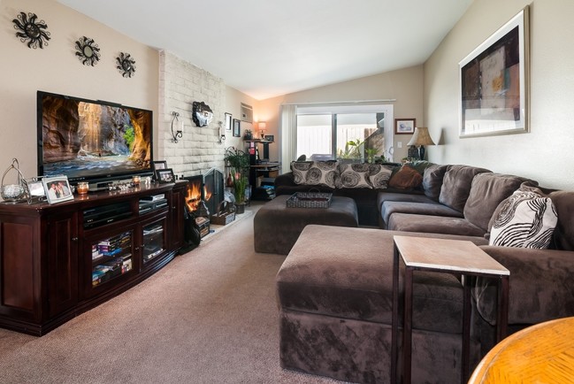 Photo - 13638 Estero Cir