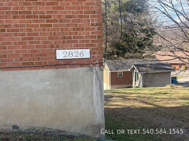 Photo - 2826 Idlewild Blvd NE