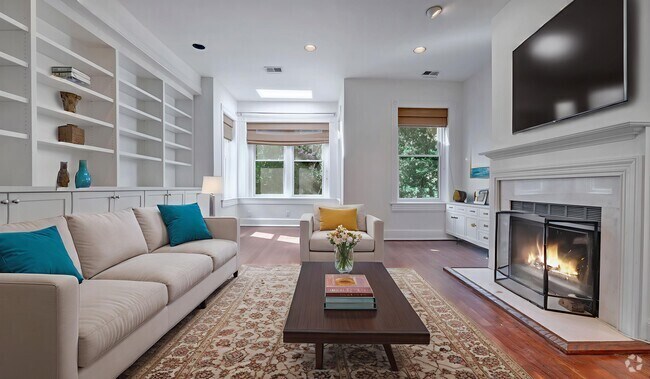Building Photo - 2013 Kalorama Rd NW Unit 6 Rental