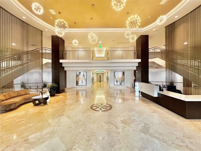 Photo - 511 SE 5 Ave Unidad 2123