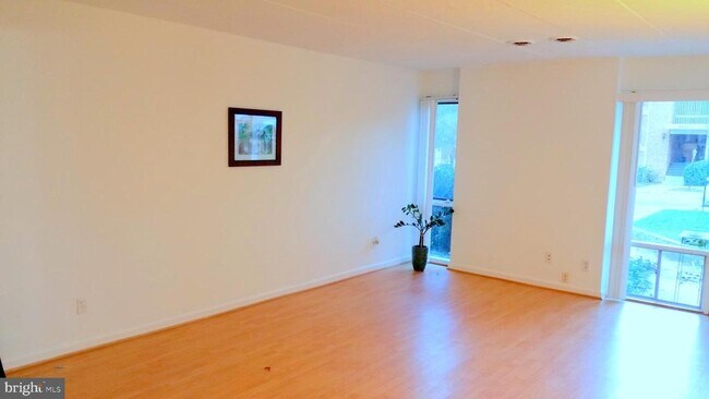 Photo - 2653 Redcoat Dr