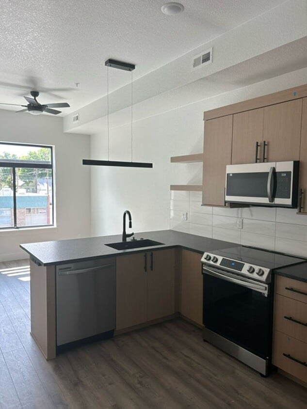 Newer Build in Downtown Loveland Apartments! - Newer Build in Downtown Loveland Apartments!