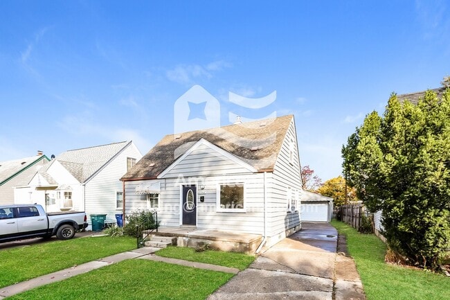 Photo - 2062 Champaign Rd